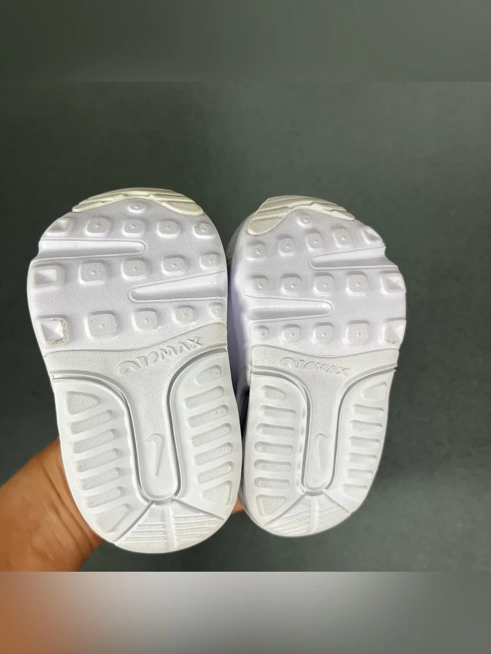 Nike Air Max 2090 (TD) Shoes White Grey Size 2C